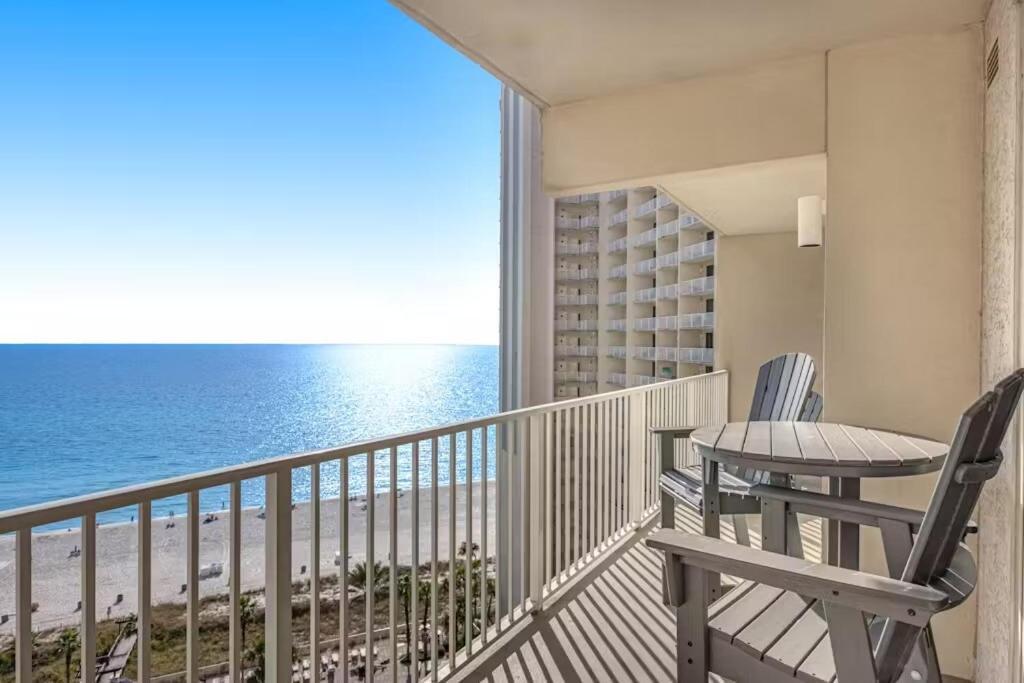 Spacious 2-Bedroom Condo Beachfront Resort! By Dolce Vita Getaways Pcb! Panama Stadt Exterior foto